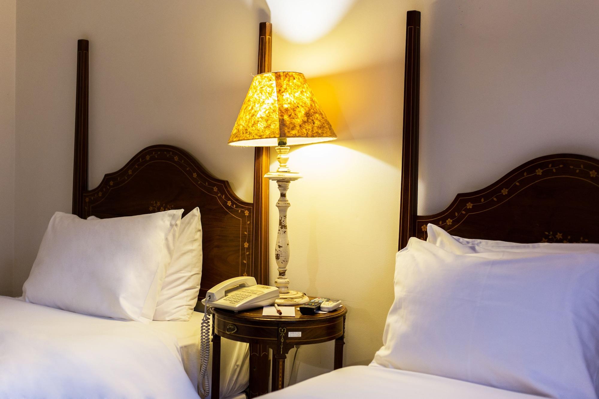 Hotel Solar Do Rosario Оро Прето Екстериор снимка A lampshade