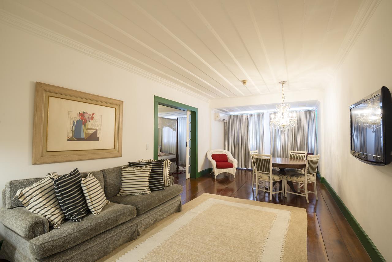 Hotel Solar Do Rosario Оро Прето Екстериор снимка A living room in a typical apartment